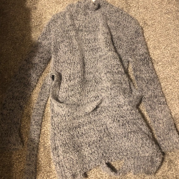 Sweater - Picture 3 of 3